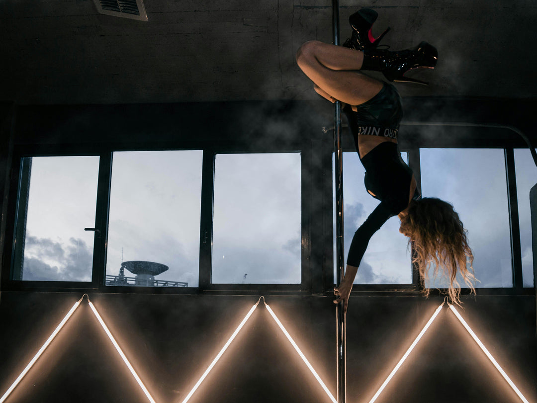 Les accessoires indispensables pour un show de striptease réussi